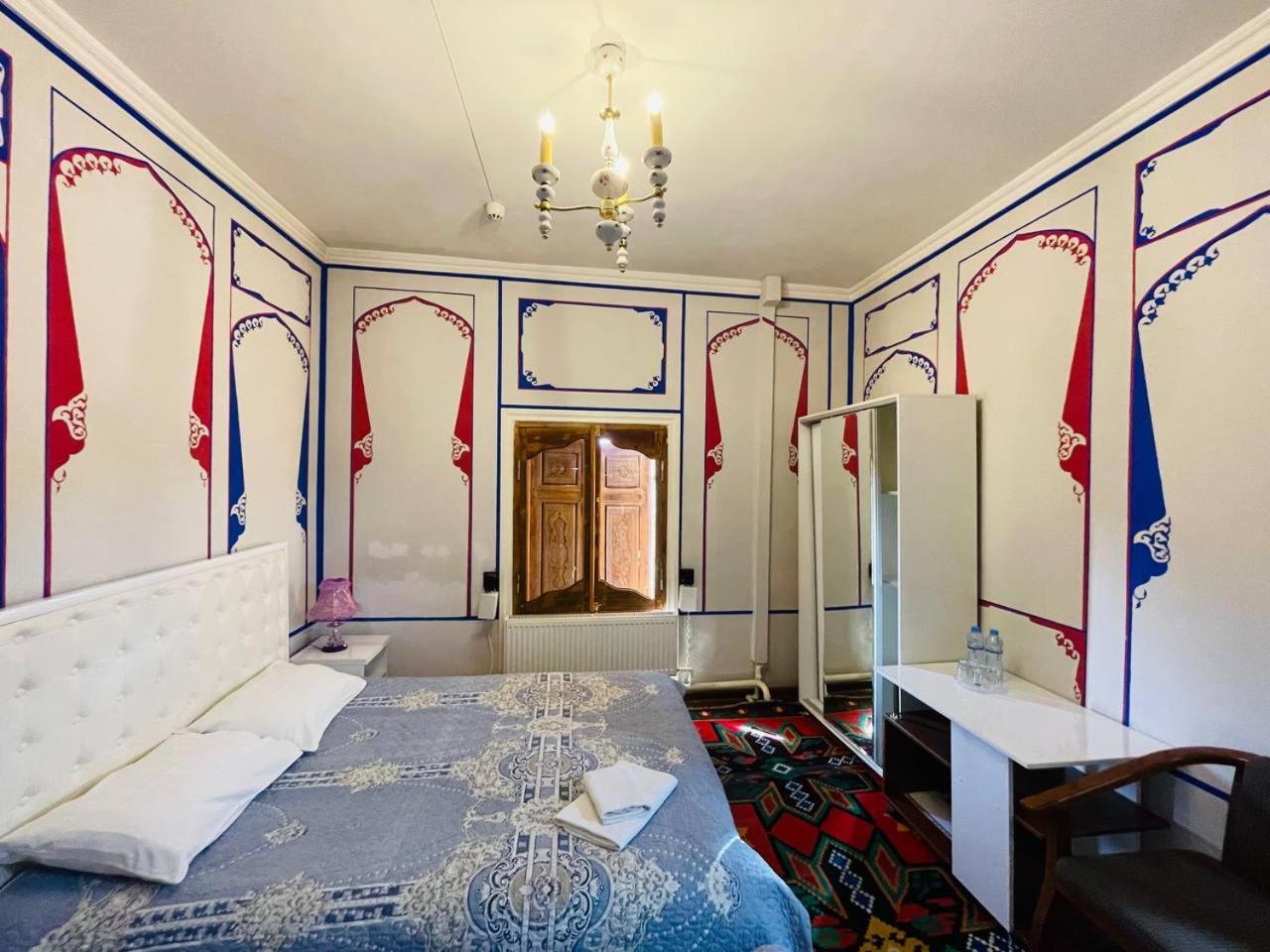 "Chor Minor" Hotel Unesco Heritage List 2 Minutes To Bukhara Old Town Square Official Partner Of The La Rosse Aroma Exterior foto