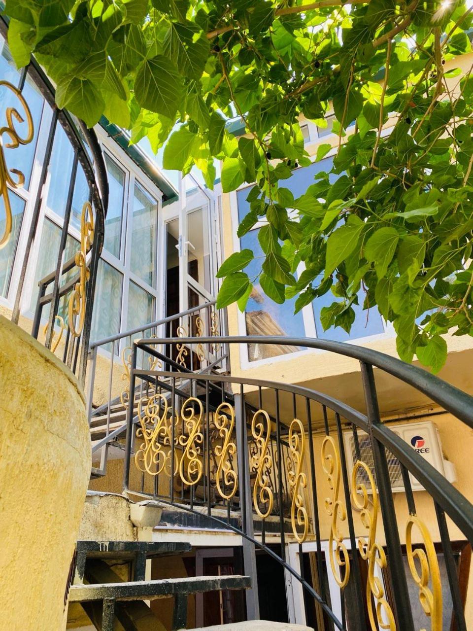 "Chor Minor" Hotel Unesco Heritage List 2 Minutes To Bukhara Old Town Square Official Partner Of The La Rosse Aroma Exterior foto